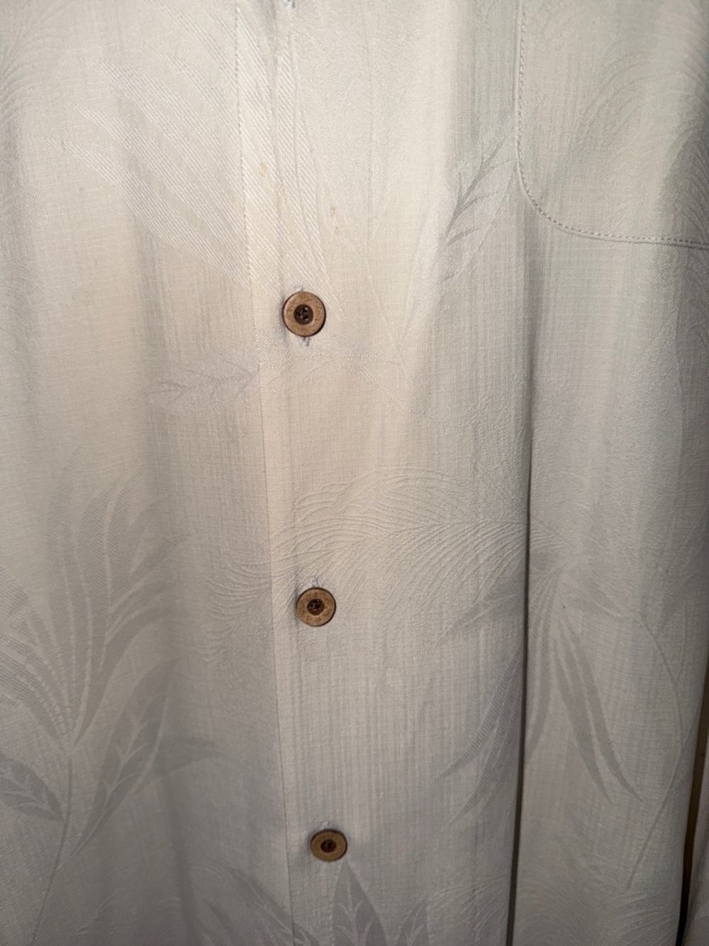 Tommy Bahama Beige Short-Sleeve Camp Button-Down Shirt floral print size XLarge - Picture 3 of 5